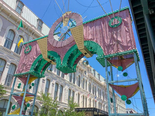 mardi gras arch galveston