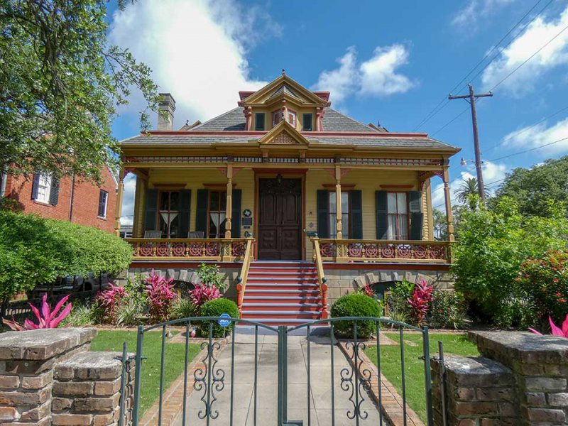 GALVESTON.COM: Historical Marker: Sweeney-Royston House - Galveston, TX