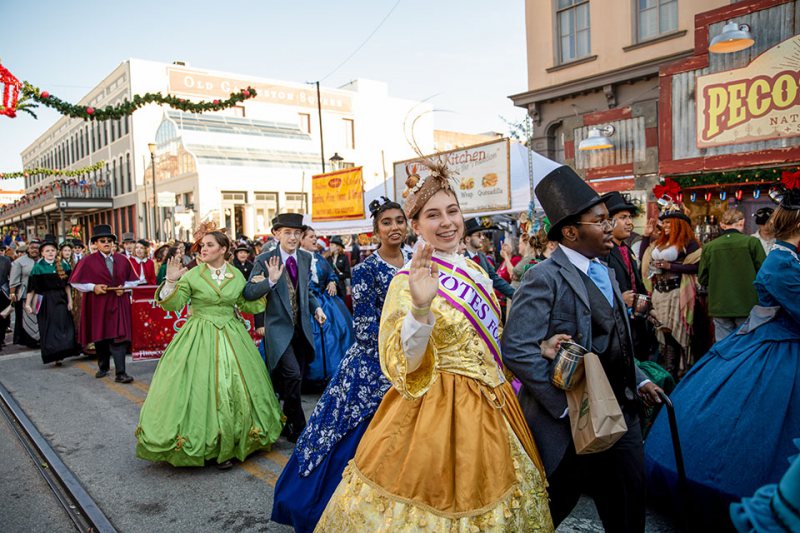 Dickens On The Strand Returns Galveston, TX